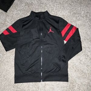 Air Jordan Full Zip Athletic Track Jacket Boys Size Large Black Red